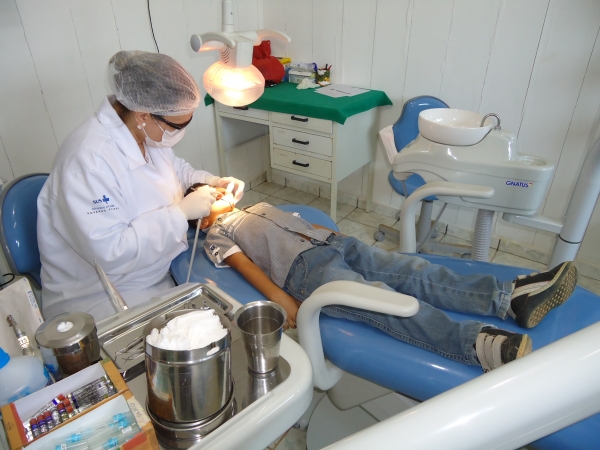 Prefeitura de Buritis estrutura clínica Odontológica