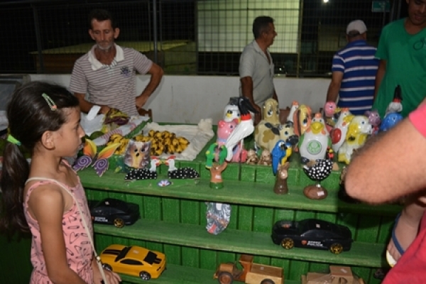 Secretaria de Agricultura adere abertura da Feira Municipal nas Quartas-Feiras no Período da Noite.